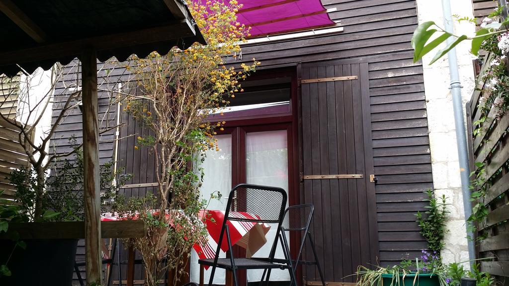 Duplex14H 1Er Etage Jardinet 1 Parking Ou Studio14B Rdc Terrasse Sans Parking La Rochelle  Exterior photo